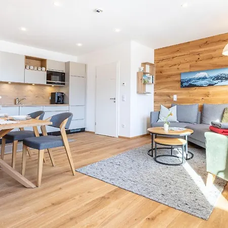 Schoener Wohnen Apartment *